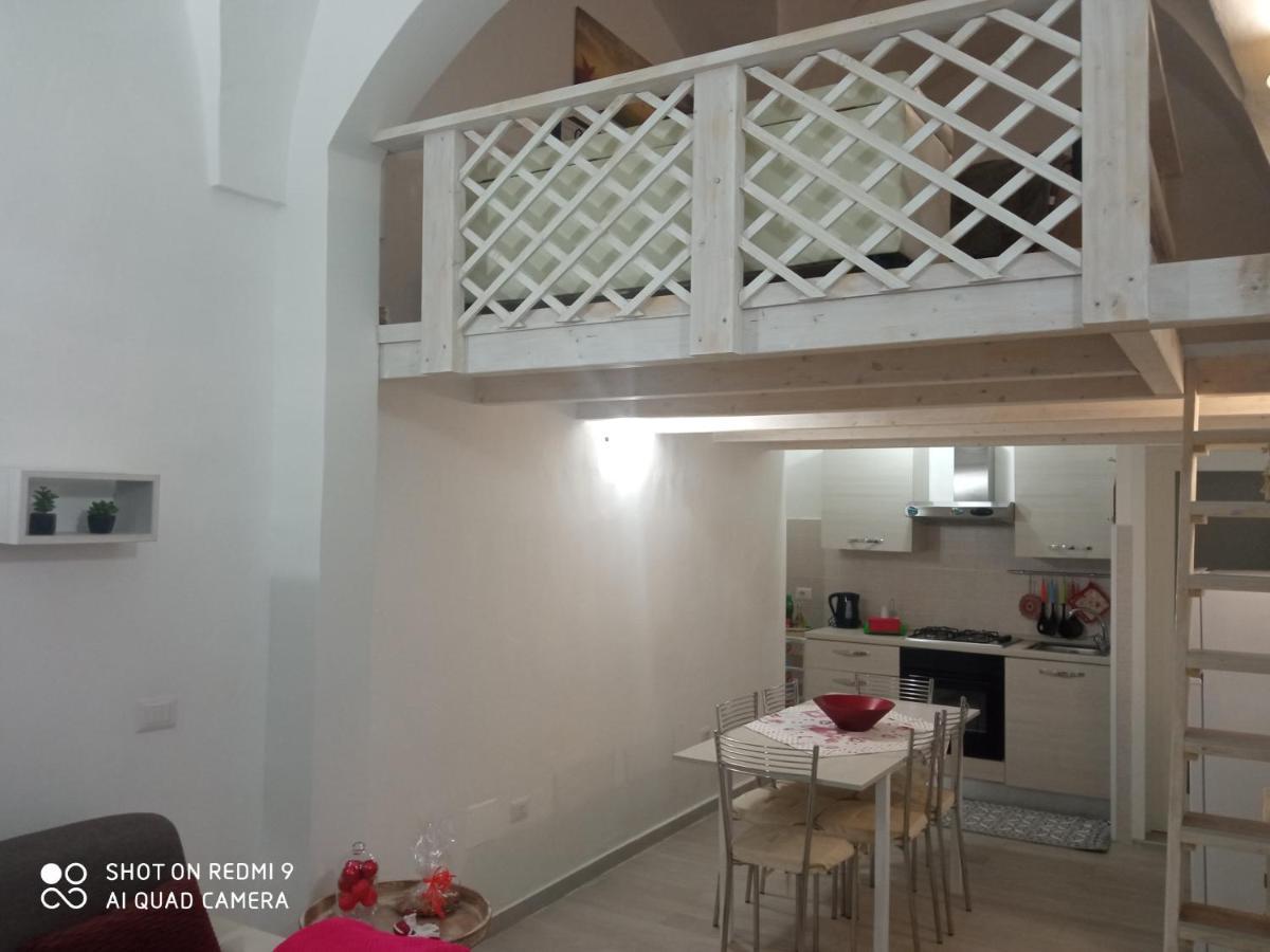 Ferienwohnung Il Nido Della Calandra Tuglie Exterior foto