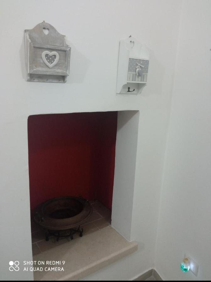 Ferienwohnung Il Nido Della Calandra Tuglie Exterior foto