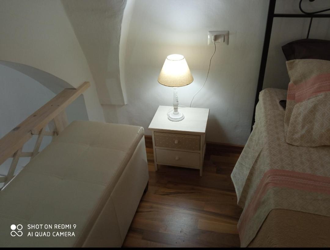 Ferienwohnung Il Nido Della Calandra Tuglie Exterior foto